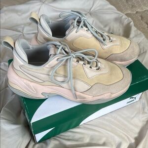 Puma Thunder Desert Sneakers
